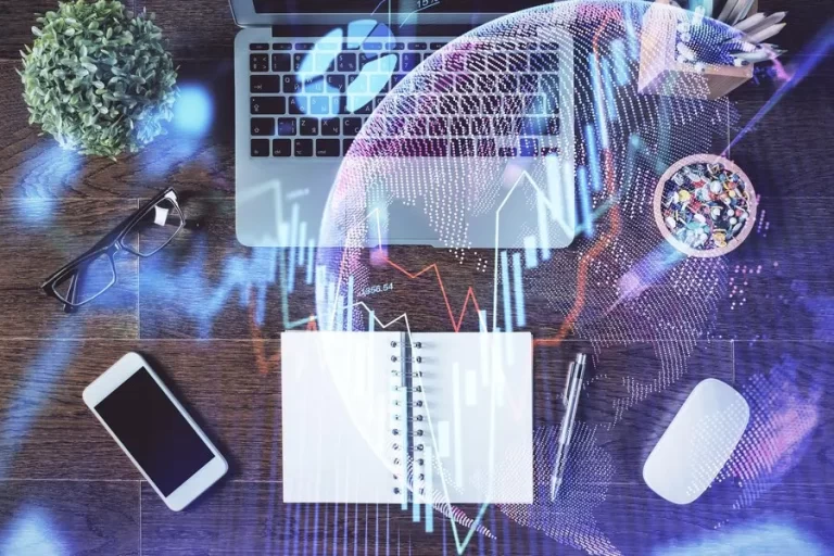 stock-market-graph-top-view-computer-table-background-multi-exposure-concept-financial-education_700248-38624